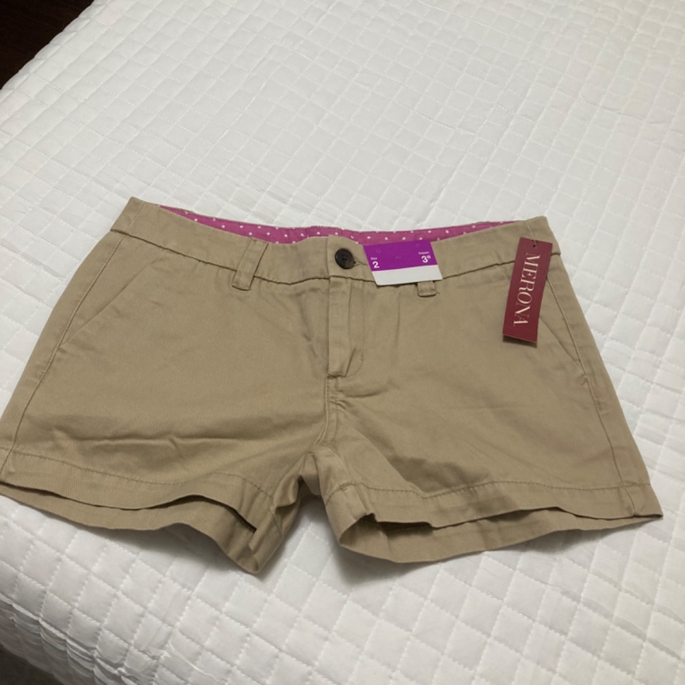 Shorts - Picture 2 of 2